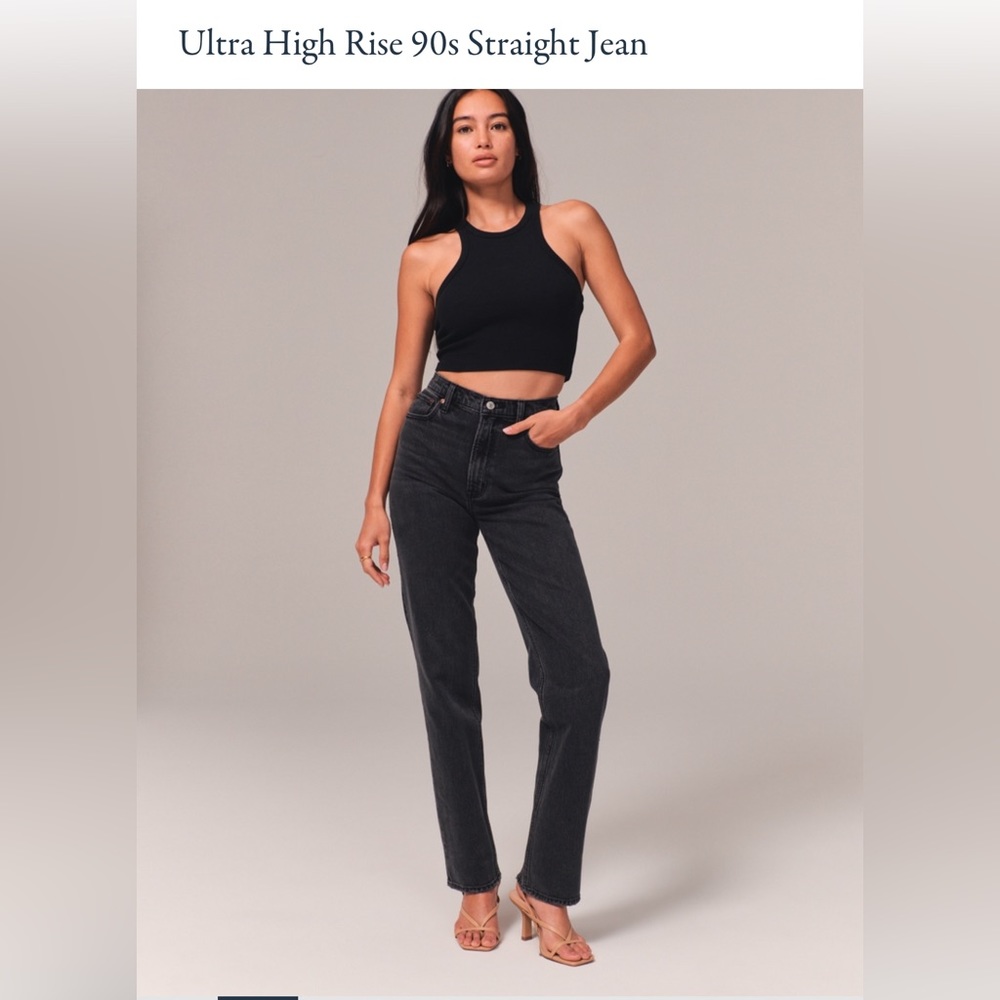 Abercrombie Ultra High Rise 90s Straight Jean, Black, Size 27/4R